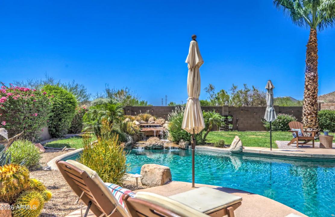 Real Estate Picture 28