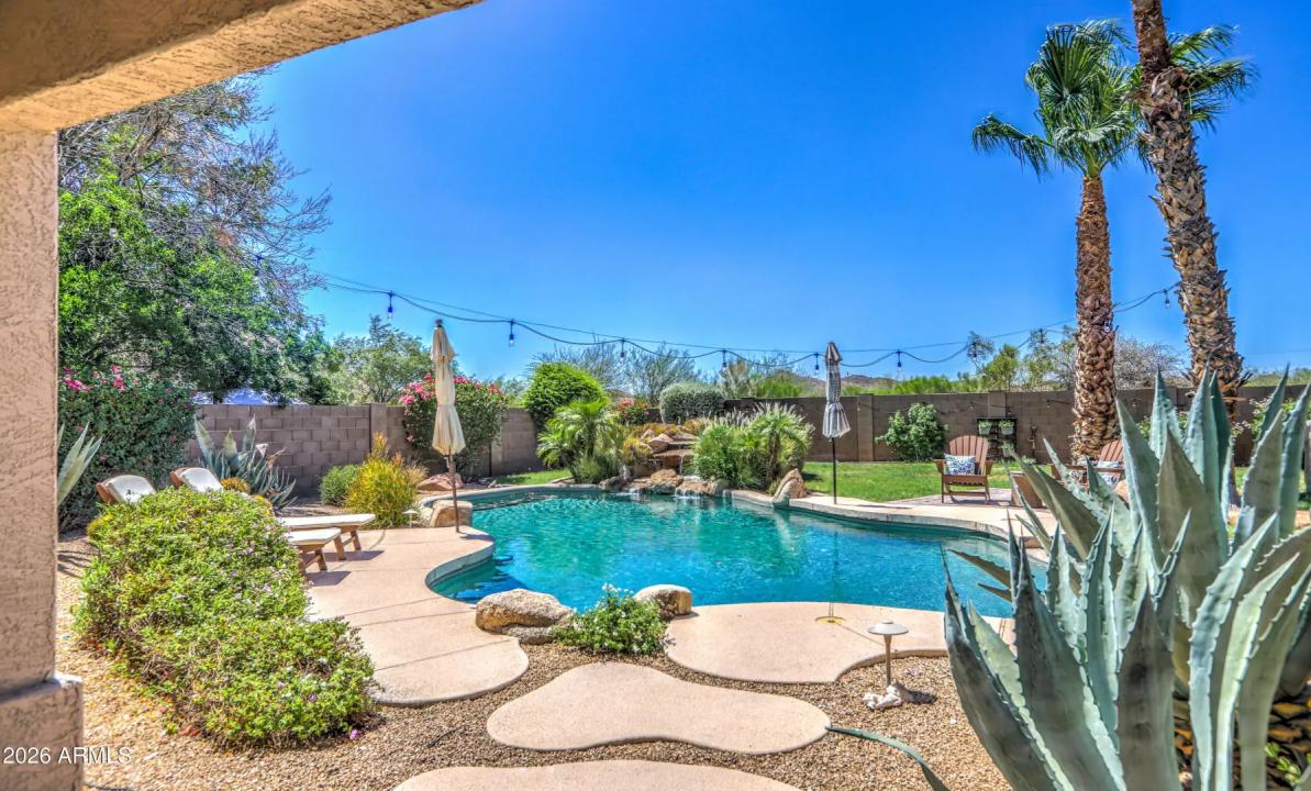 Real Estate Picture 29