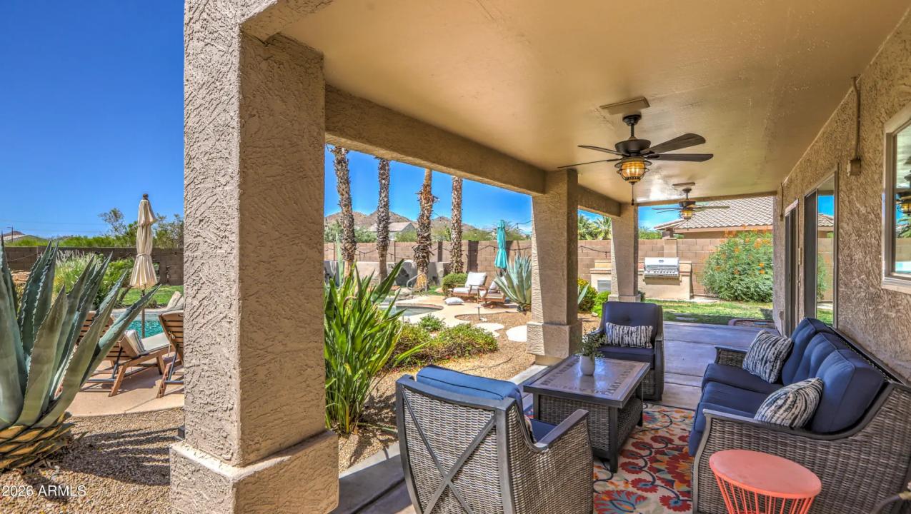 Real Estate Picture 30