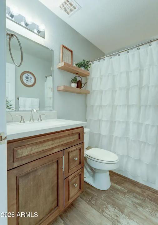 Real Estate Picture 27