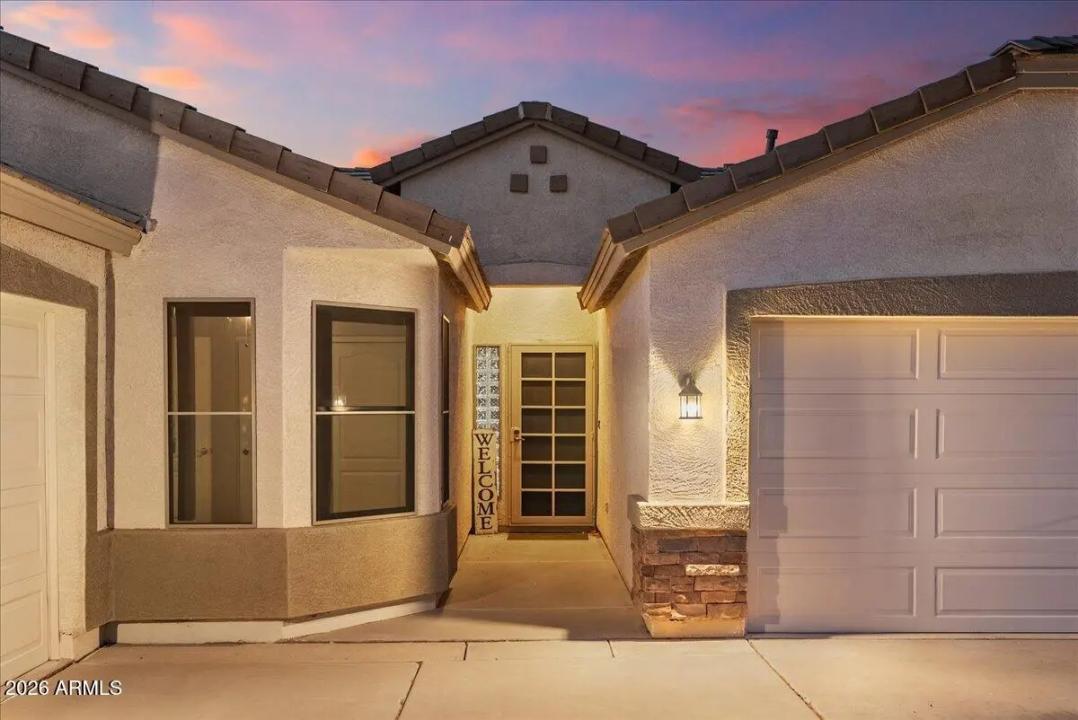 Real Estate Picture 3