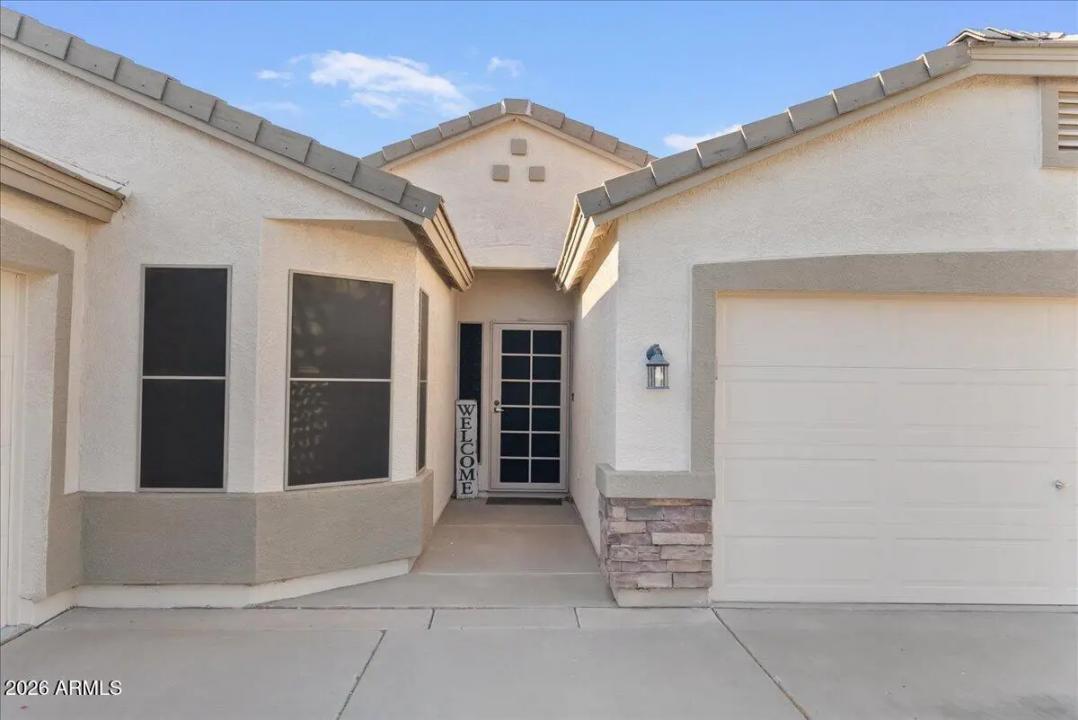 Real Estate Picture 9