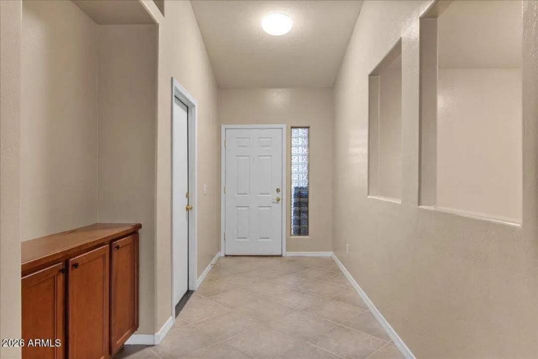 Real Estate Picture 10