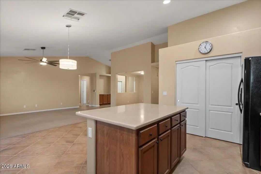 Real Estate Picture 23