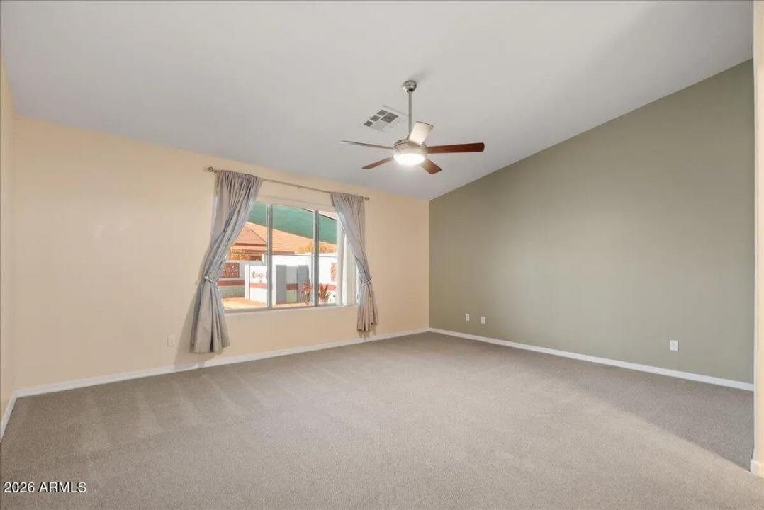 Real Estate Picture 26