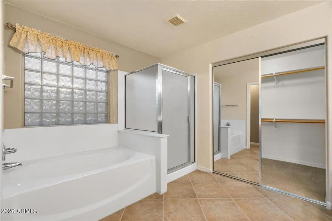 Real Estate Picture 29