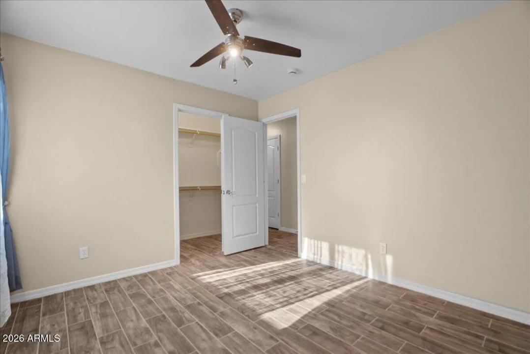 Real Estate Picture 37