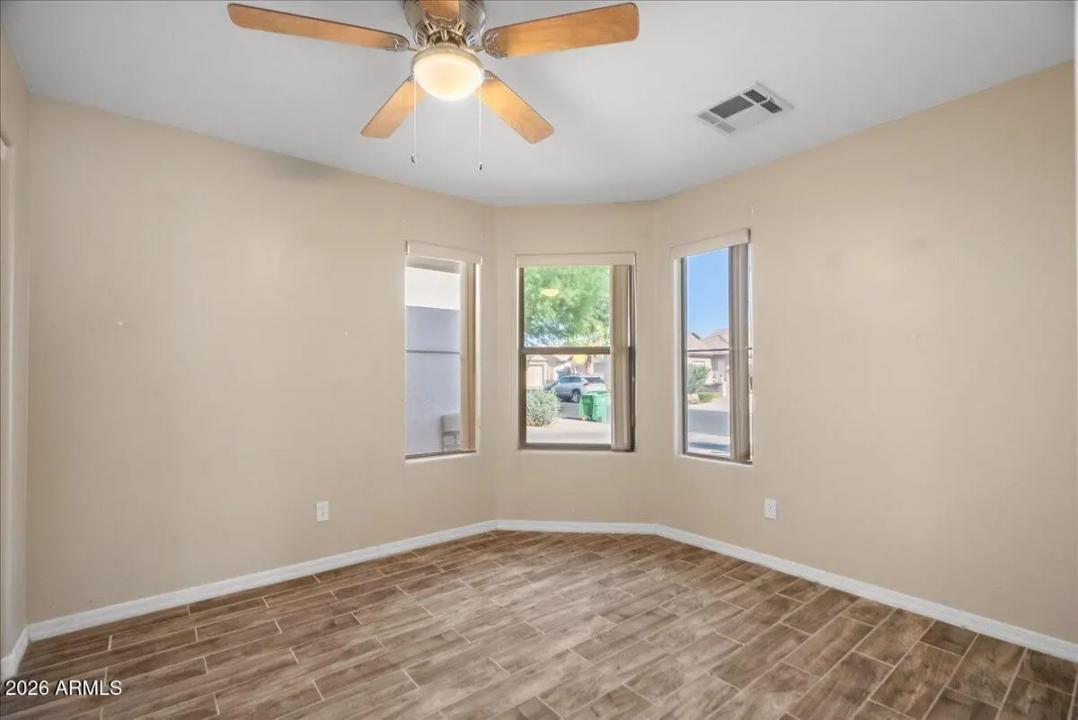 Real Estate Picture 39