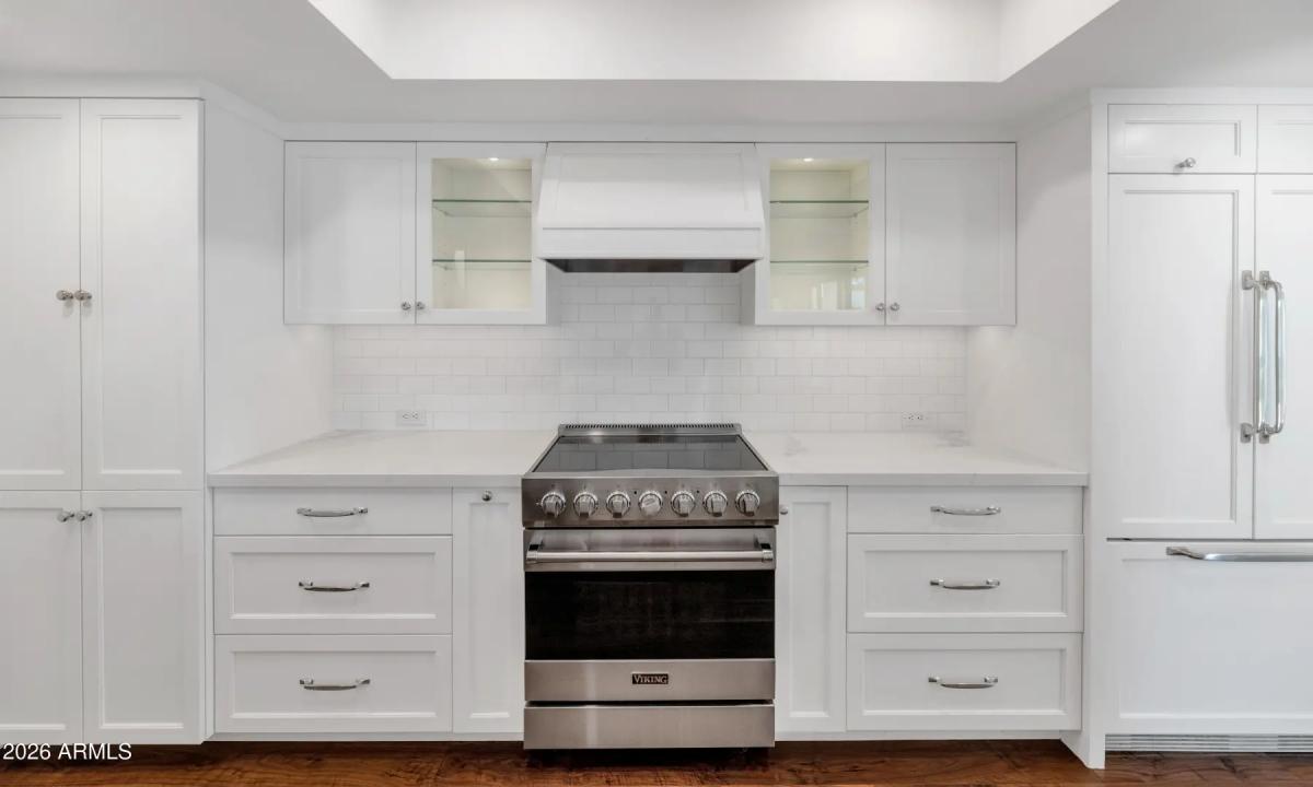 Real Estate Picture 15