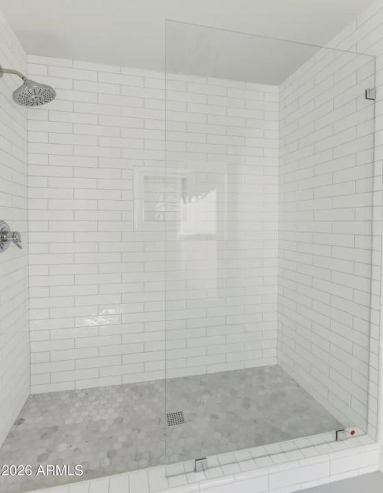 Real Estate Picture 23