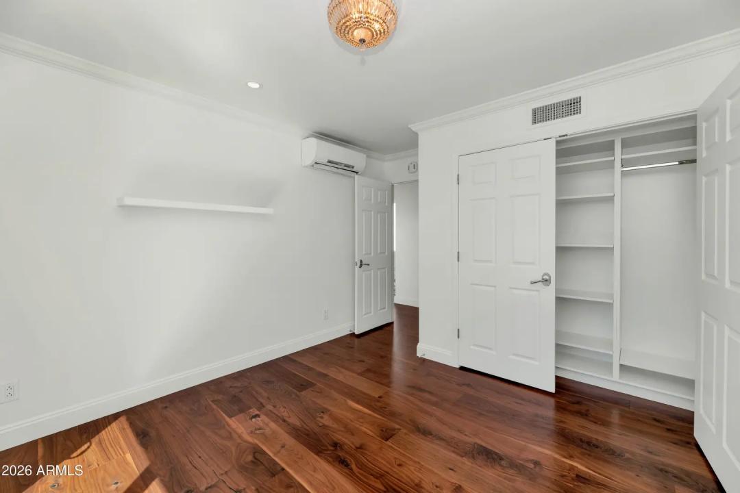 Real Estate Picture 26