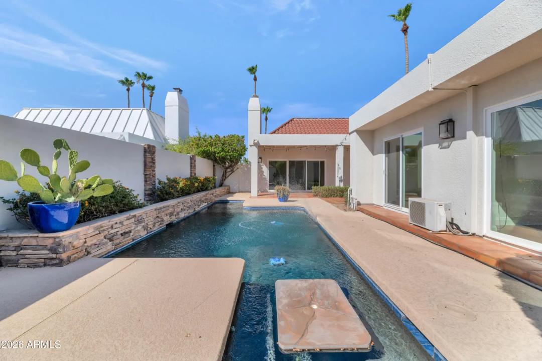 Real Estate Picture 33