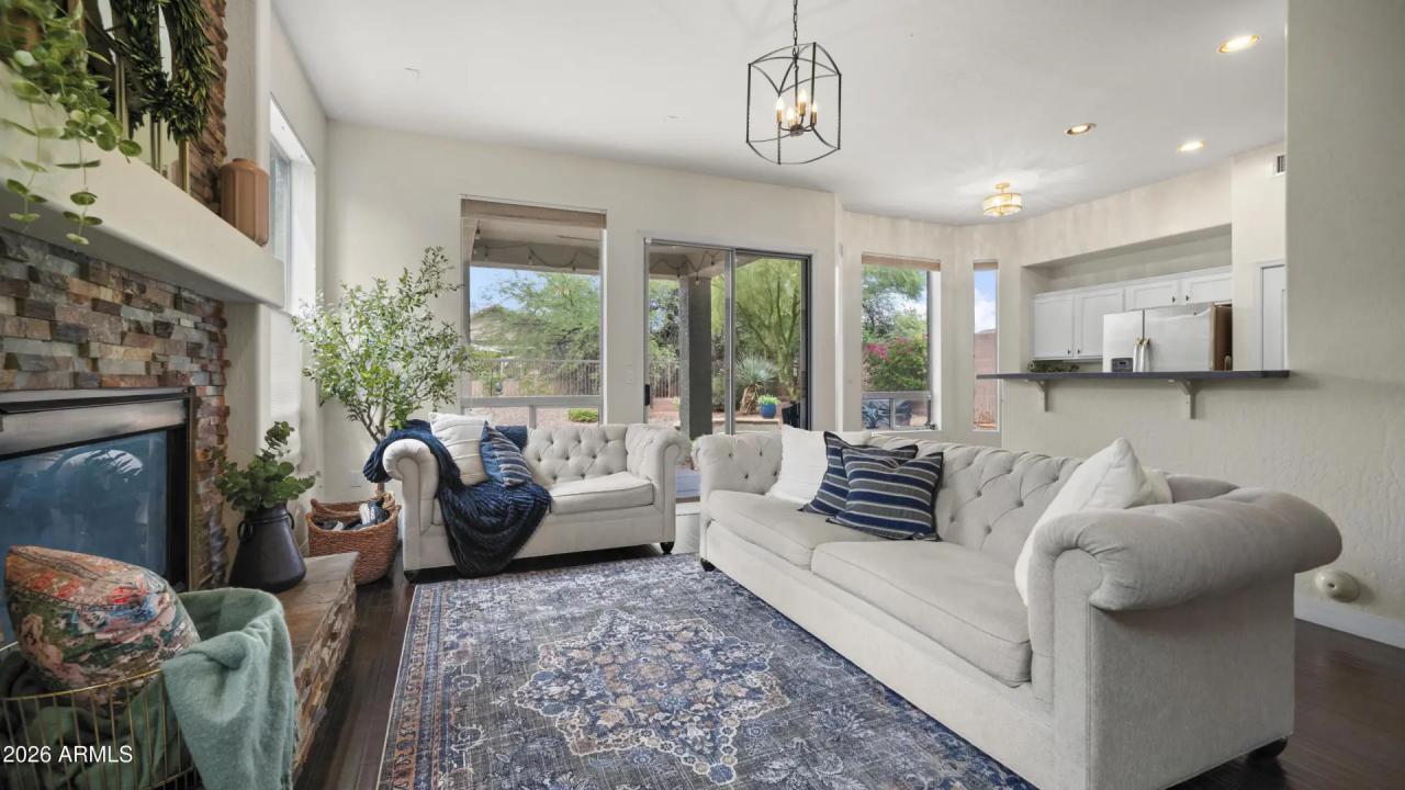 Real Estate Picture 13