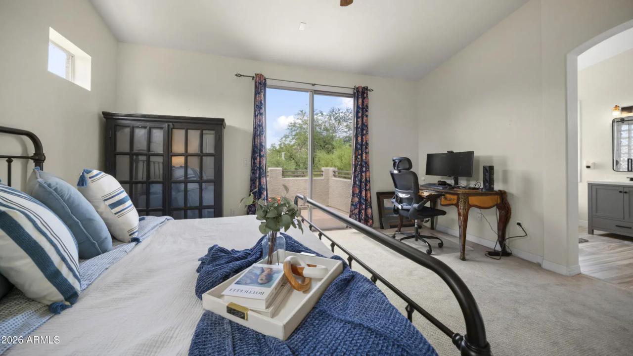 Real Estate Picture 16