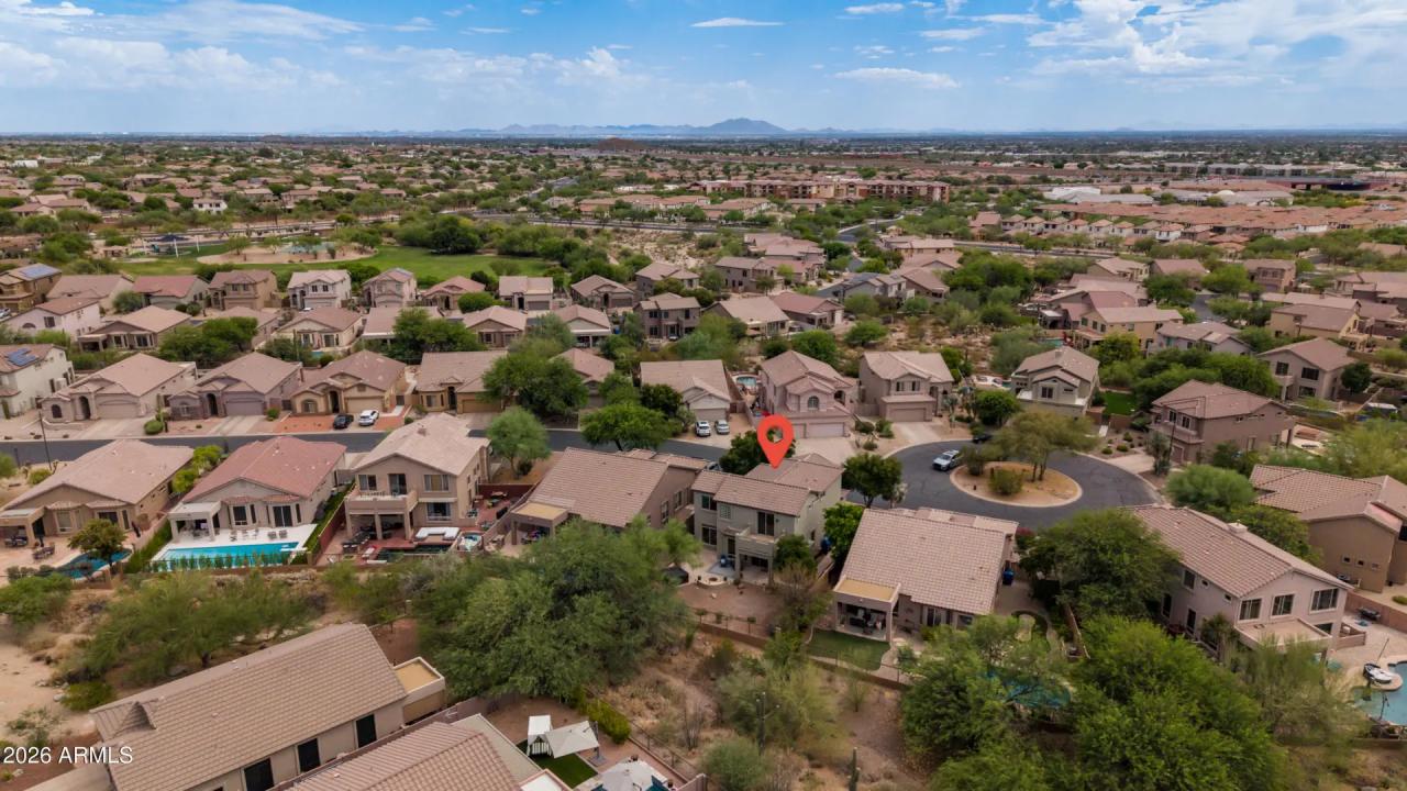 Real Estate Picture 37