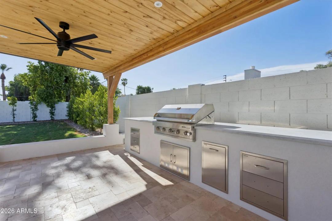 Real Estate Picture 28