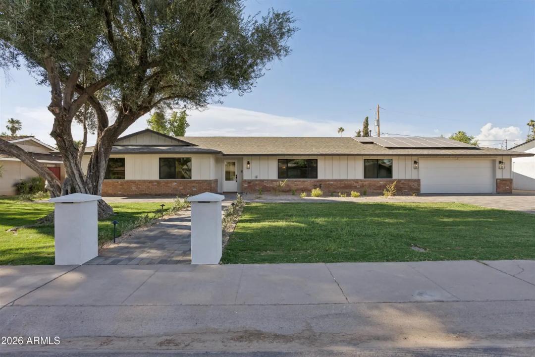 Real Estate Picture 2