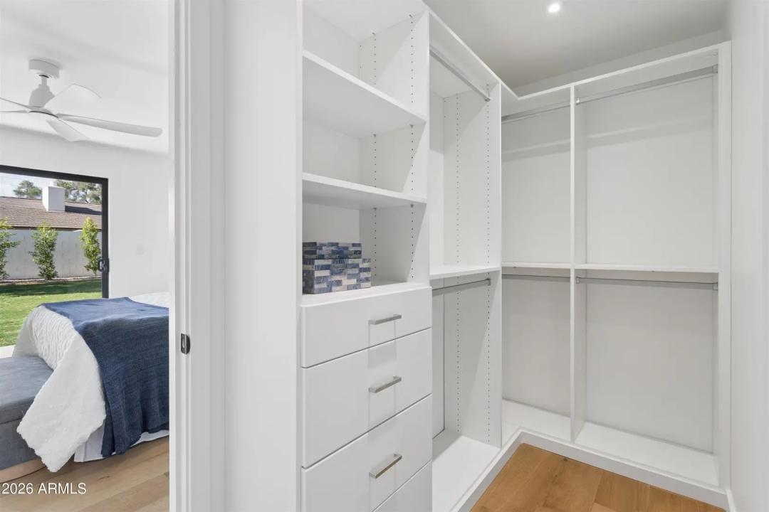 Real Estate Picture 34