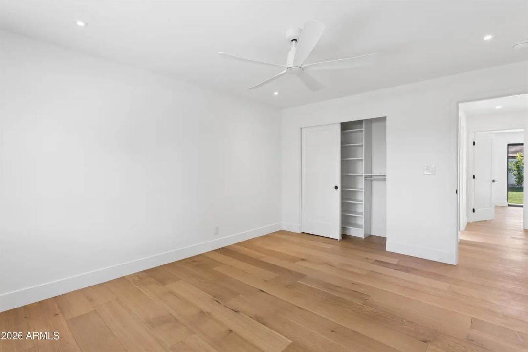 Real Estate Picture 40