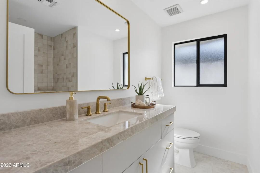 Real Estate Picture 41