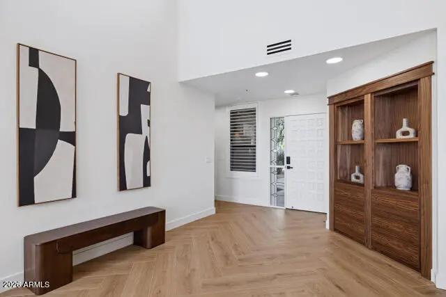 Real Estate Picture 10
