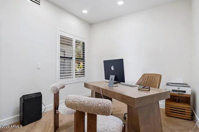Real Estate Picture 22
