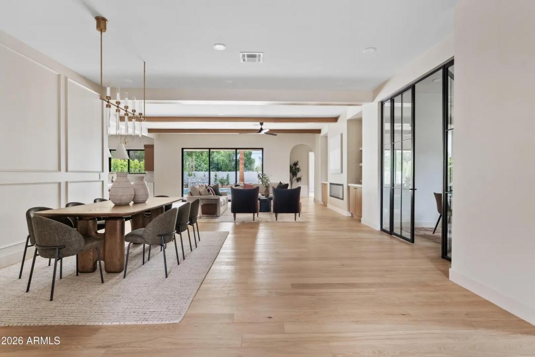 Real Estate Picture 9