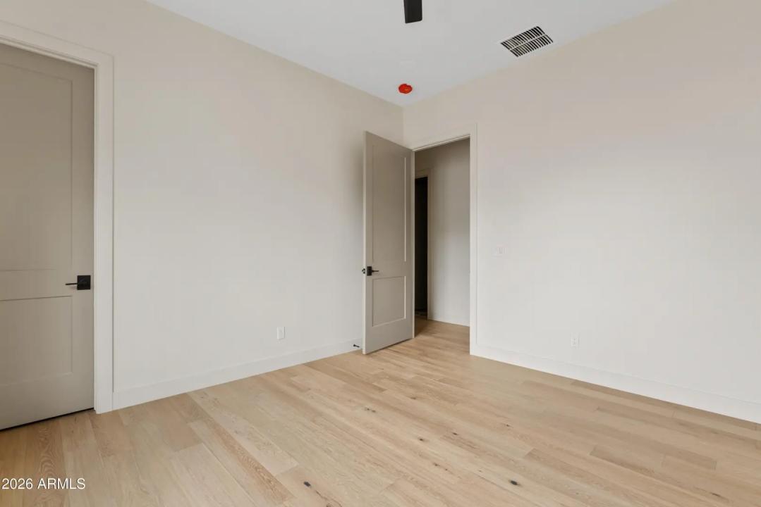Real Estate Picture 31