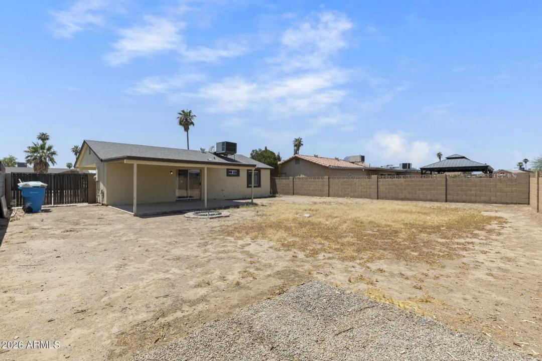 Real Estate Picture 30