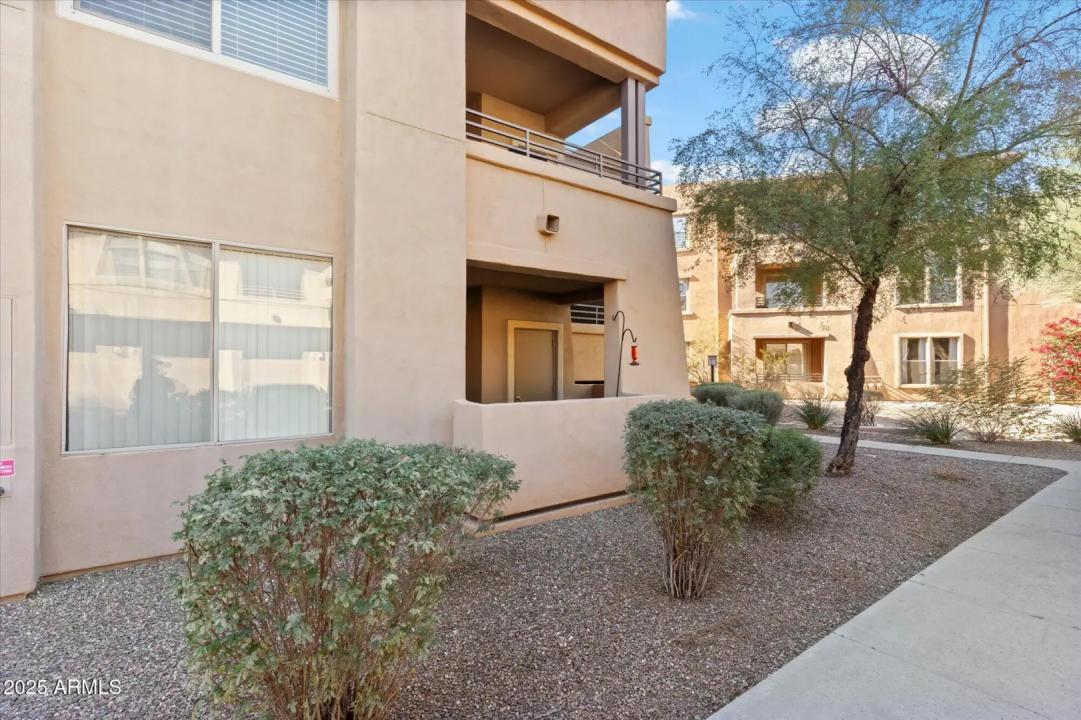 Real Estate Picture 23