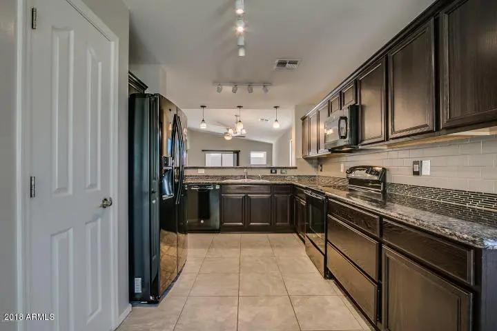 Real Estate Picture 6