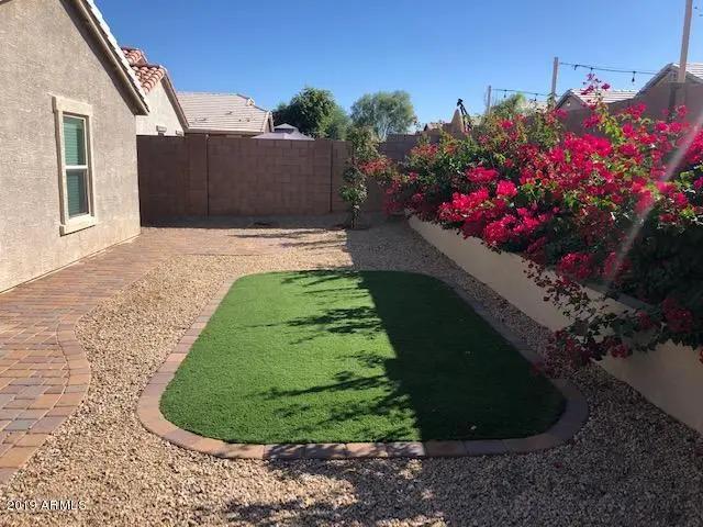 Real Estate Picture 14