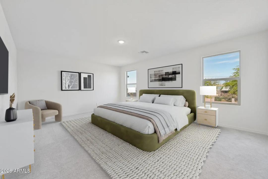 Real Estate Picture 3
