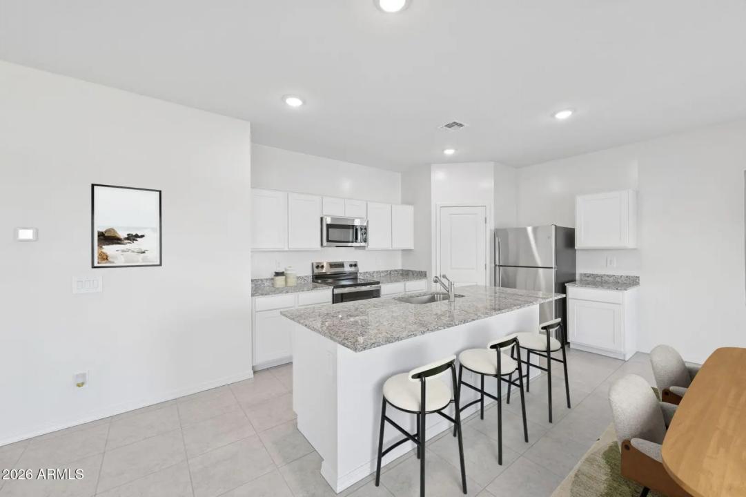 Real Estate Picture 16