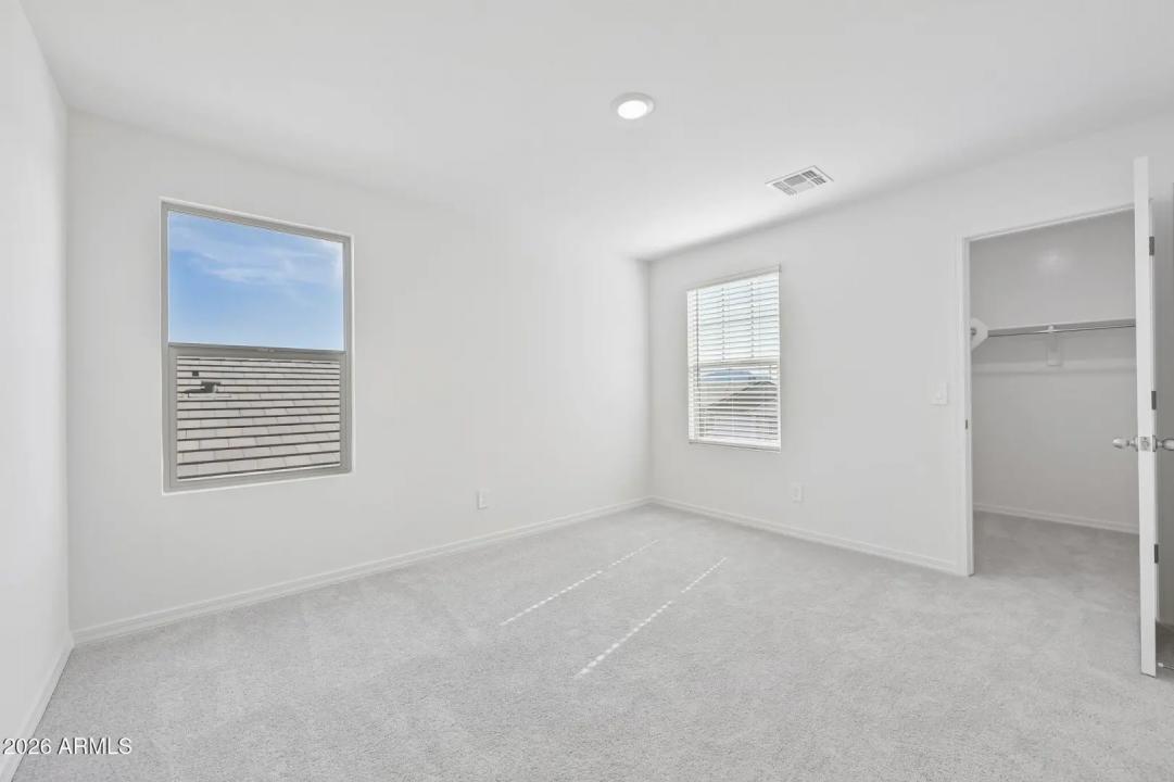 Real Estate Picture 19