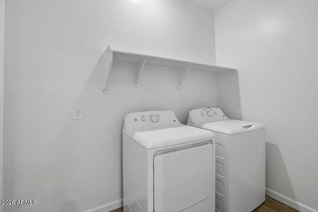 Real Estate Picture 8