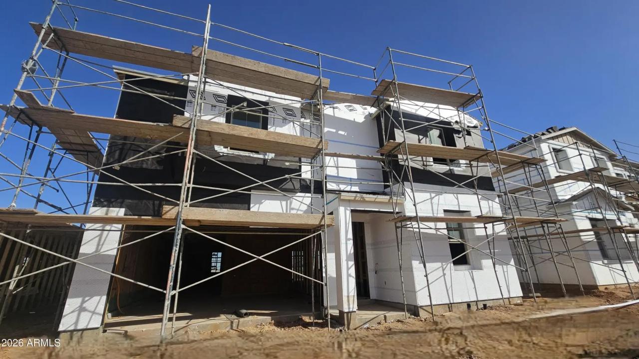Real Estate Picture 2