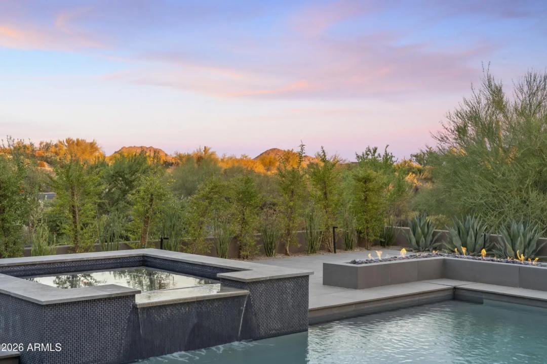 Real Estate Picture 54