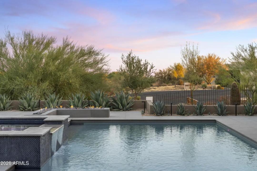 Real Estate Picture 55