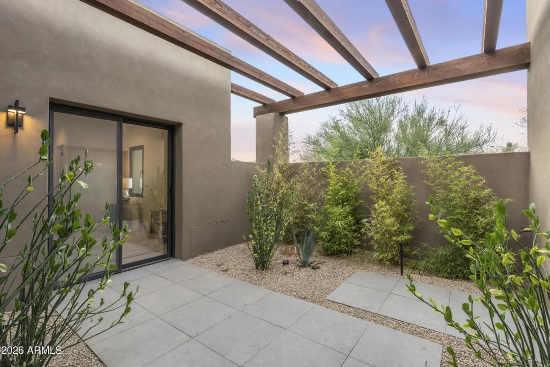 Real Estate Picture 48