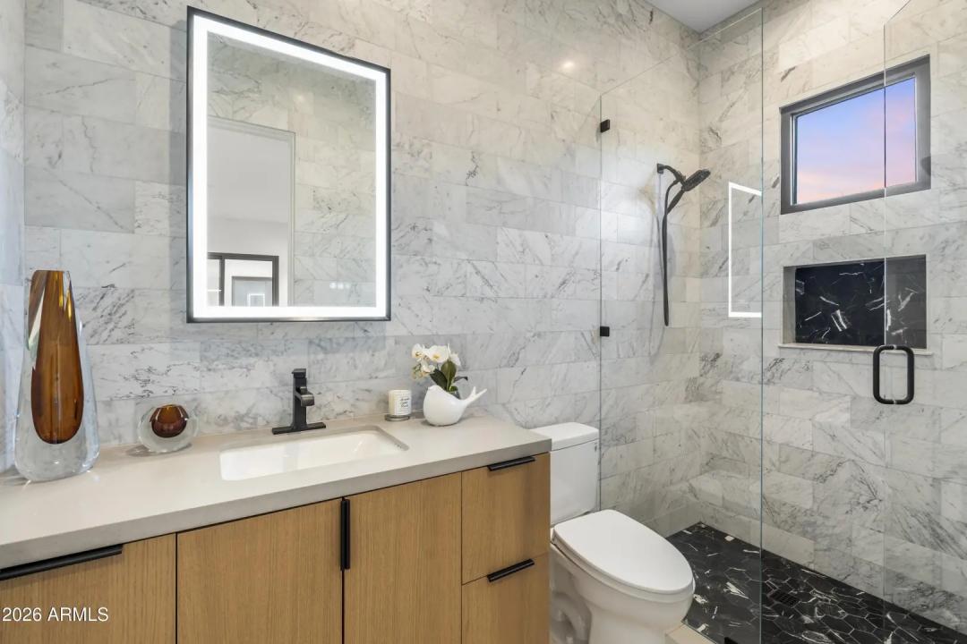 Real Estate Picture 47
