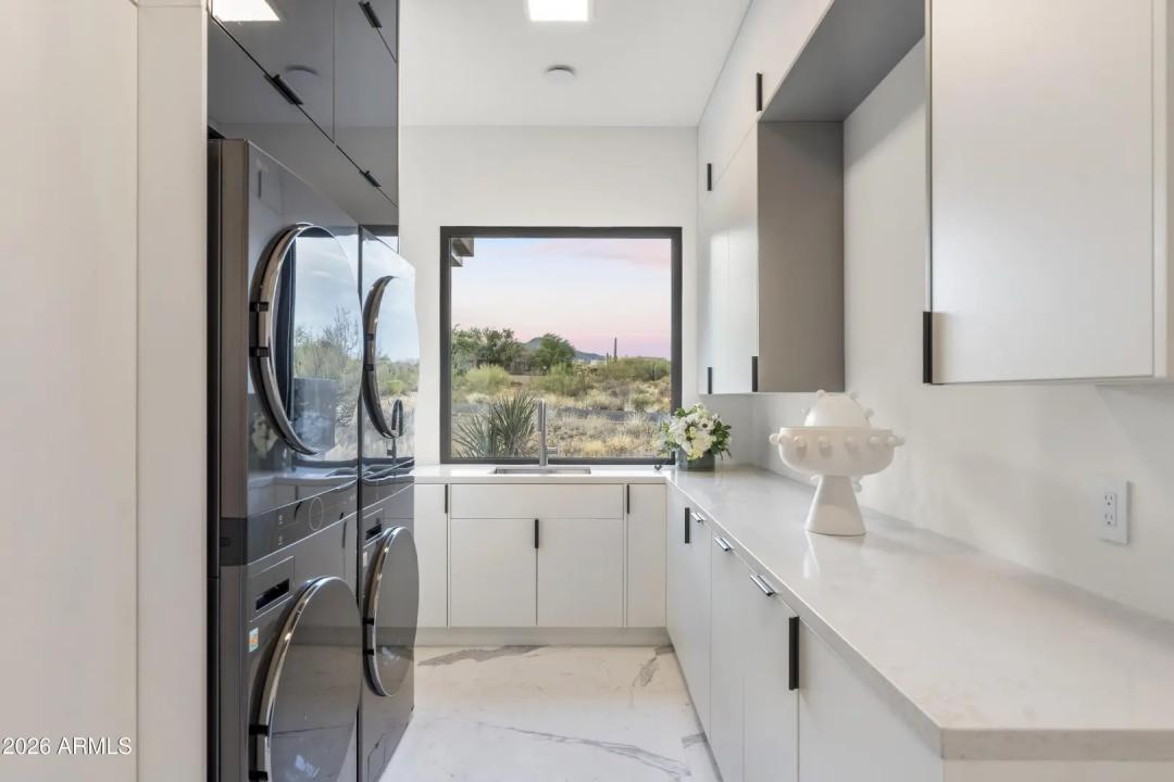 Real Estate Picture 49
