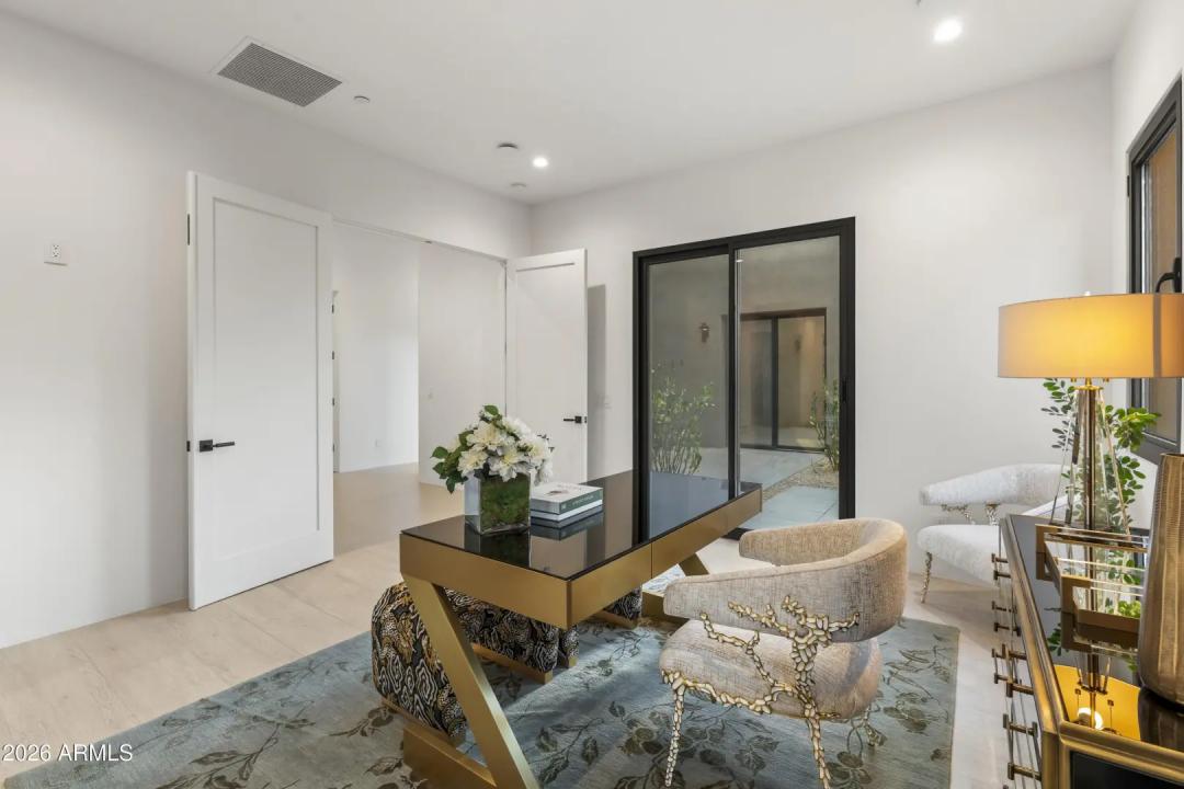 Real Estate Picture 25