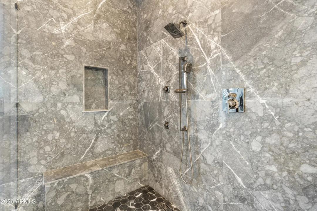 Real Estate Picture 36