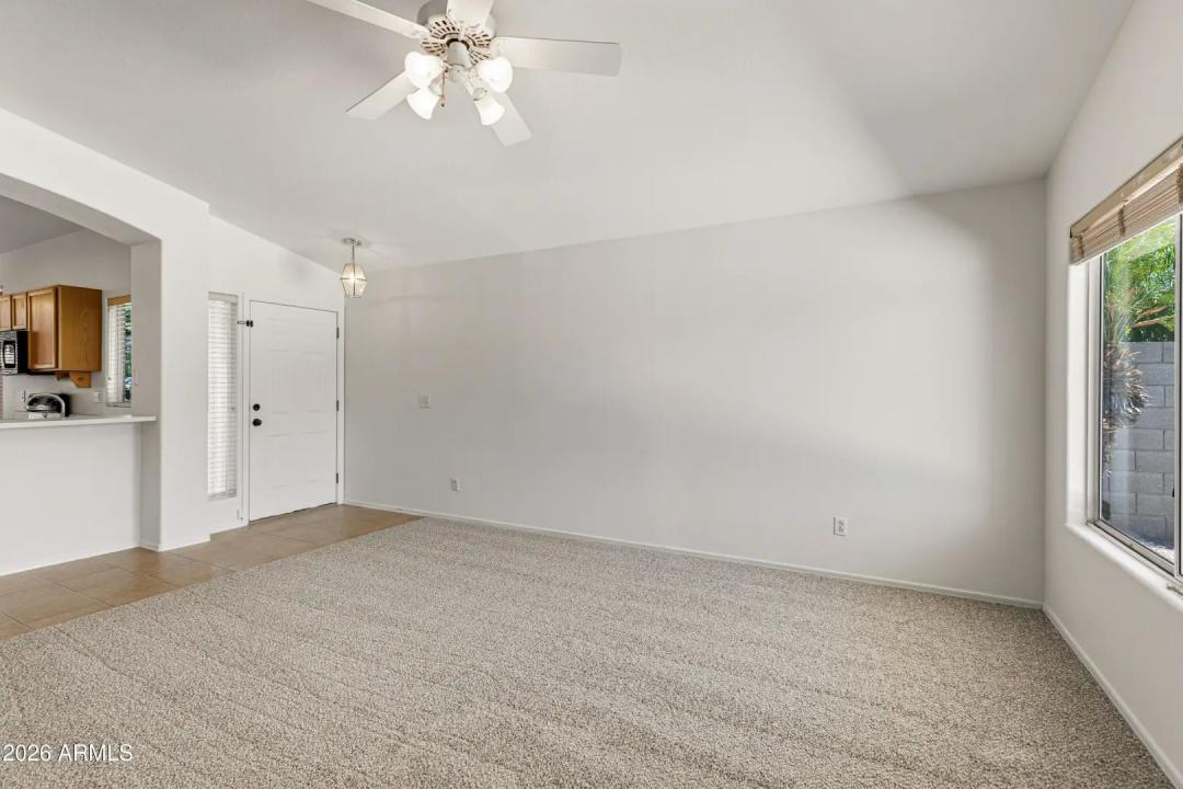 Real Estate Picture 3