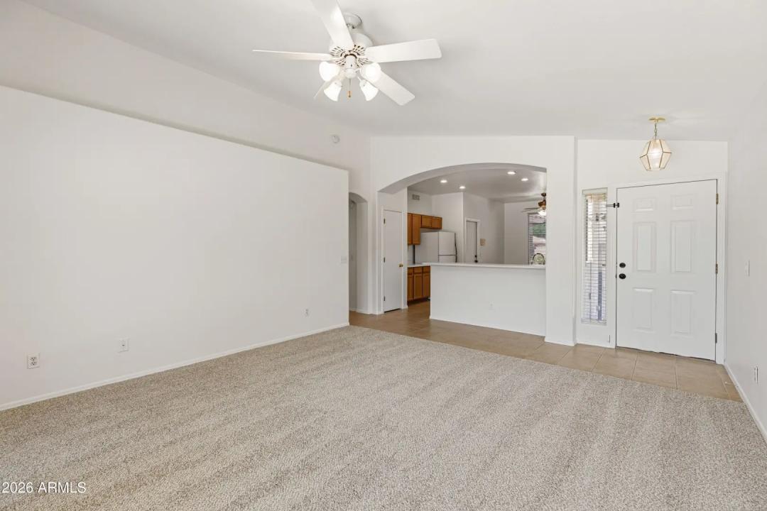 Real Estate Picture 4