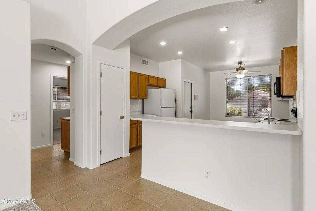 Real Estate Picture 5
