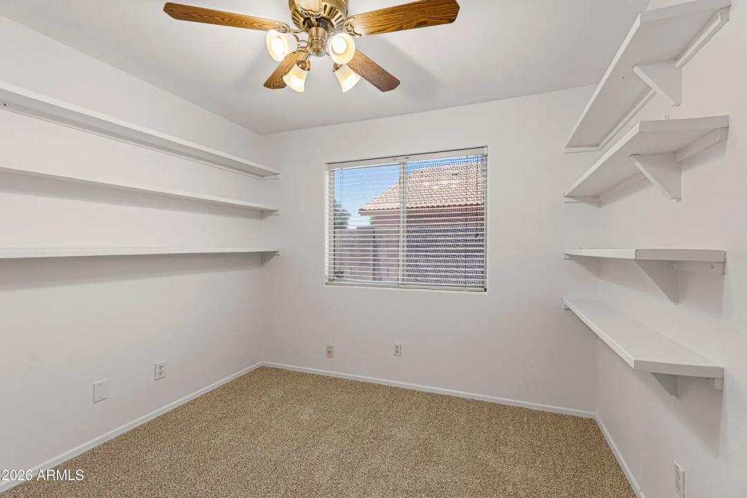 Real Estate Picture 17
