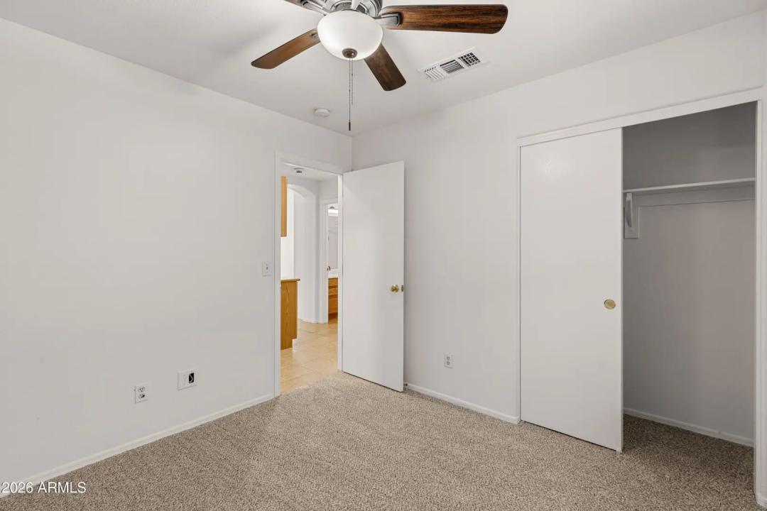 Real Estate Picture 18