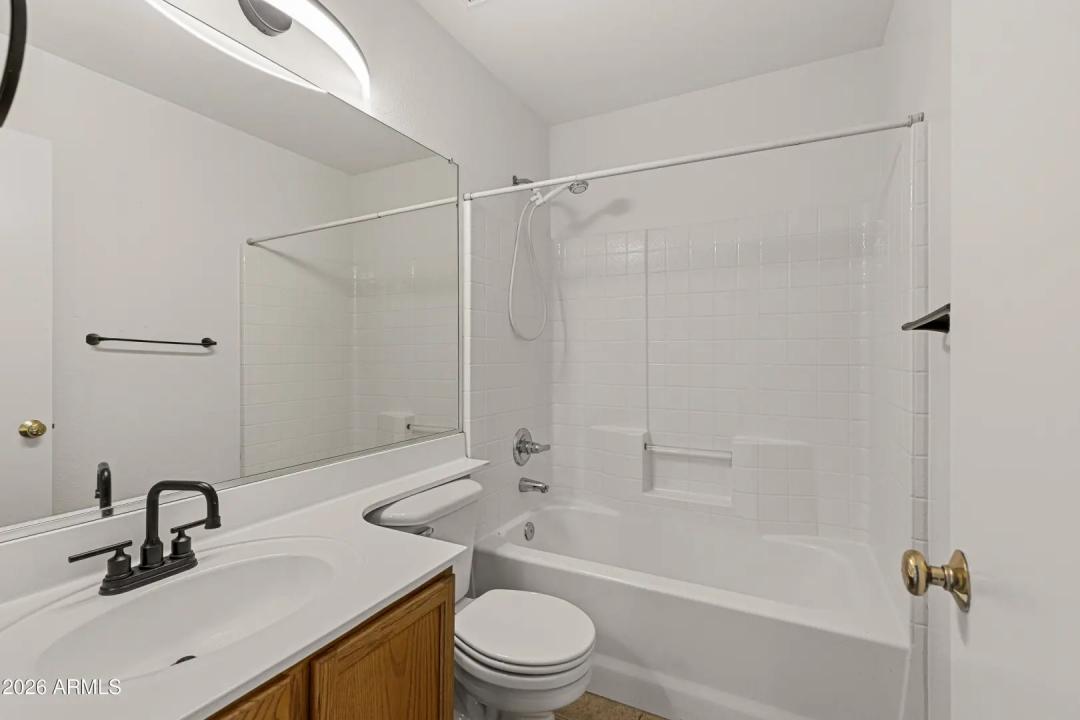 Real Estate Picture 19